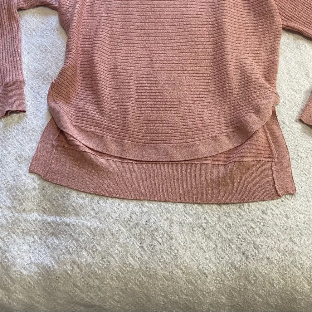 Hannah Women's Warm Rose Knit‎ Sweater Sparkle and Shine Size Medium~ Casual